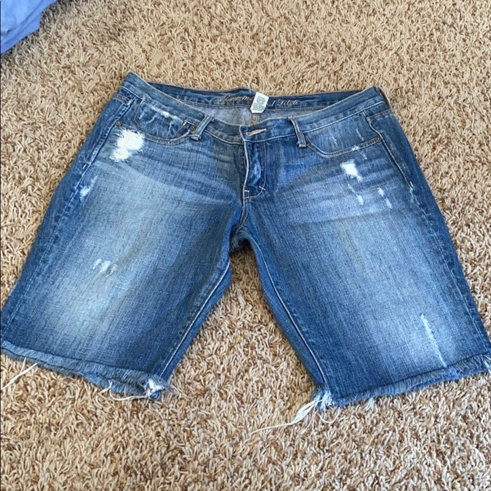 Abercrombie and Fitch Bermuda shorts